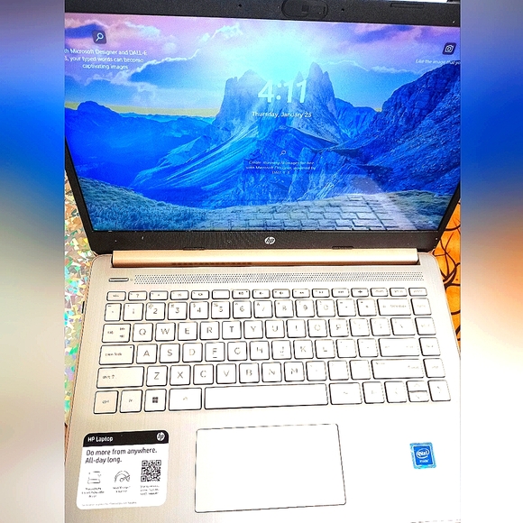 HP 14" Intel Celeron N4020 Touchscreen Laptop - Picture 2 of 3